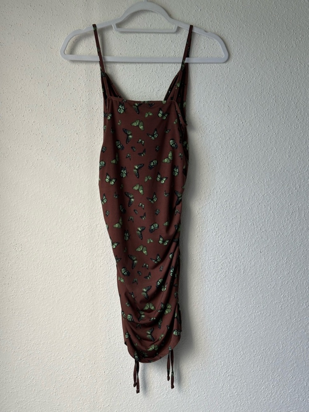Justify Brown butterfly print dress size medium slip dress preowned. - Picture 4 of 6